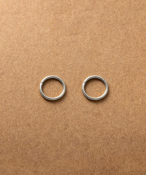 Cream dot.（クリームドット）の「【サージカルステンレス】つけっぱなしOK♪両耳セットの1mm幅ステンレスフープピアス（ピアス（両耳用）・レディース・ゴールド/シルバー・#11/#8/#9/#7/#6/#12/#10）」の13枚目の写真