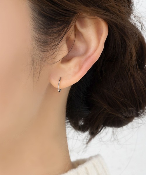 Cream dot.（クリームドット）の「【サージカルステンレス】つけっぱなしOK♪両耳セットの1mm幅ステンレスフープピアス（ピアス（両耳用）・レディース・ゴールド/シルバー・#11/#8/#9/#7/#6/#12/#10）」の14枚目の写真