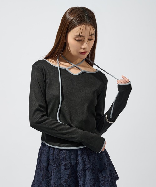 Ellno de Mavie(エルノデメヴィ)の「バイカラーチョーカートップス(Tシャツ/カットソー・レディース・チャコール/ブラック・FREE)」の5枚目の写真