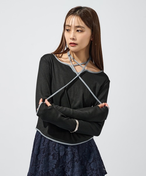 Ellno de Mavie(エルノデメヴィ)の「バイカラーチョーカートップス(Tシャツ/カットソー・レディース・チャコール/ブラック・FREE)」の6枚目の写真
