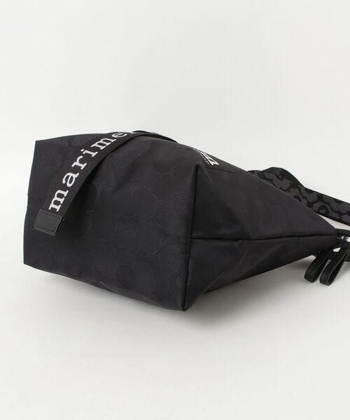 marimekko(マリメッコ)の「【ZOZO限定 ノベルティ付】Unikko / tote shoulder bag S black(ショルダーバッグ・レディース・ブラック・FREE)」の15枚目の写真