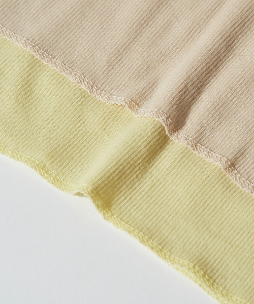 Healthknit(ヘルスニット)の「【Healthknit】2枚セット ベーシックタンクトップ 2Pセット タンクトップ レイヤード 重ね着 HR26S-L303(タンクトップ・レディース・ベージュ系その他2/ベージュ系その他/ブラック系1・FREE)」の16枚目の写真