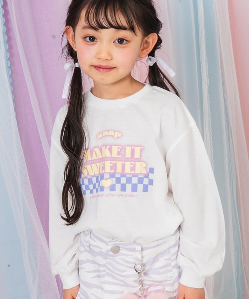 ANAP kids(アナップキッズ)の「ダイナーロゴプリントロンT(Tシャツ/カットソー・キッズ・ライトブルー/ホワイト/ブラック・130/120/110)」の4枚目の写真