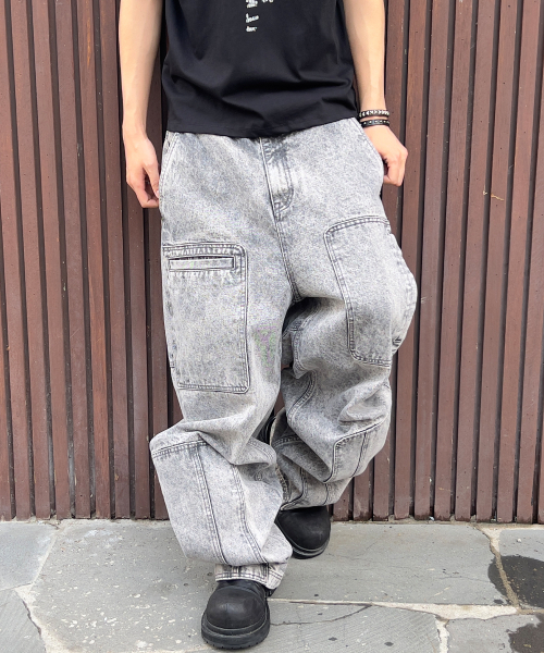KICHUL(キチョル)の「Asym Vintage Cargo Denim Pants (Stone Grey)(デニムパンツ・レディース・その他・SMALL/MEDIUM/LARGE)」の1枚目の写真