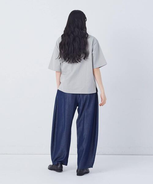 conges payes ADIEU TRISTESSE(コンジェ ペイエ アデュートリステス)の「ドロップショルダーベーシックTシャツ(Tシャツ/カットソー・レディース・ベージュ/ライトグレー/チャコールグレー・FREE)」の12枚目の写真