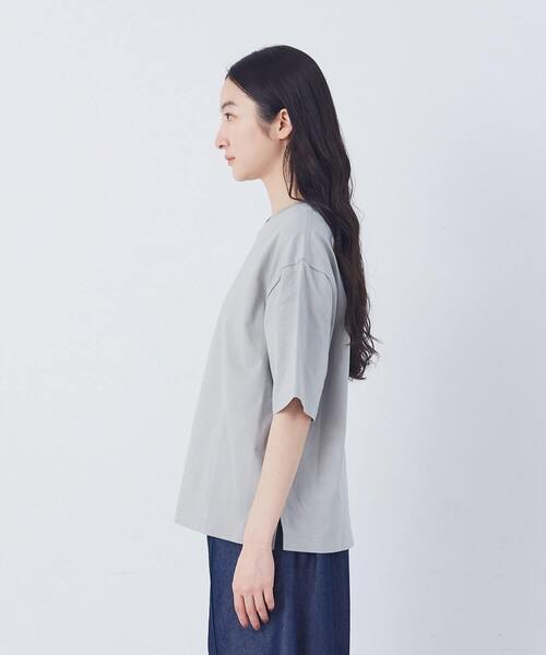conges payes ADIEU TRISTESSE(コンジェ ペイエ アデュートリステス)の「ドロップショルダーベーシックTシャツ(Tシャツ/カットソー・レディース・ベージュ/ライトグレー/チャコールグレー・FREE)」の15枚目の写真