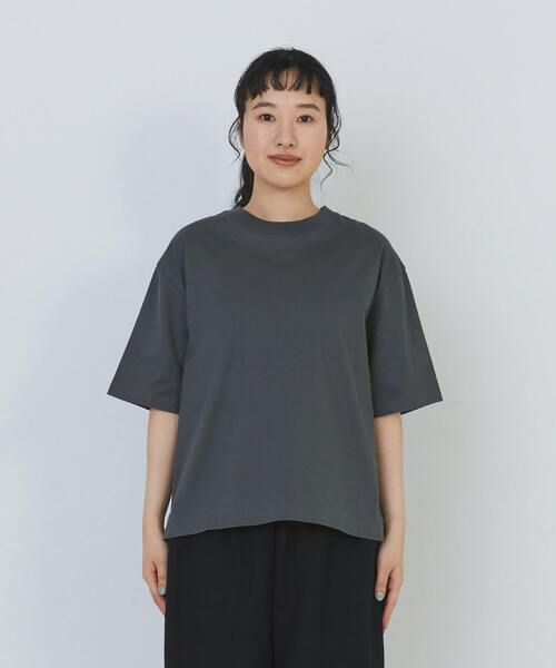 conges payes ADIEU TRISTESSE(コンジェ ペイエ アデュートリステス)の「ドロップショルダーベーシックTシャツ(Tシャツ/カットソー・レディース・ベージュ/ライトグレー/チャコールグレー・FREE)」の8枚目の写真
