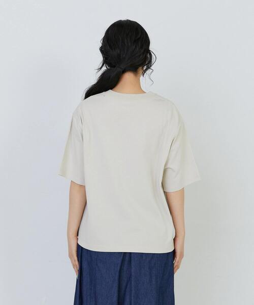 conges payes ADIEU TRISTESSE（コンジェ ペイエ アデュートリステス）の「ドロップショルダーベーシックＴシャツ（Tシャツ/カットソー・レディース・ベージュ/ライトグレー/チャコールグレー・FREE）」の8枚目の写真