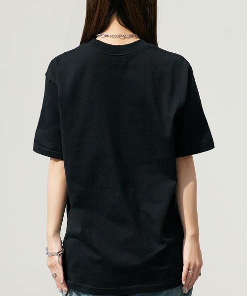 HANES(ヘインズ)の「Hanes/ヘインズ T-SHIRTS KURO/MOKU クルーネック 半袖Tシャツ 秋 秋服 2026年秋冬(Tシャツ/カットソー・メンズ・ブラック/グレー・M/L/XL)」の16枚目の写真