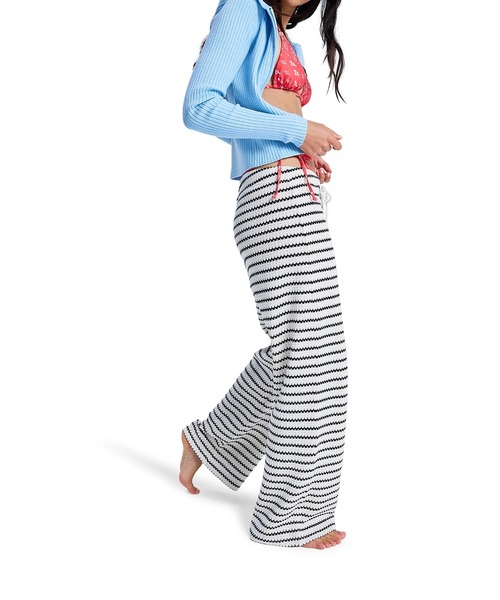 ROXY(ロキシー)の「ROXY ウィメンズ PALMA DE PLAYA PANT ロングパンツ 【2026年春夏モデル】/ロキシーフレアシルエットウエストゴムパンツ(その他パンツ・レディース・オレンジ・SMALL/MEDIUM)」の2枚目の写真