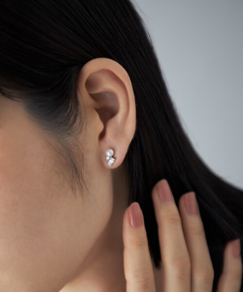 Jouete(ジュエッテ)の「ピアス パール×ジルコニア(ピアス(両耳用)・レディース・イエローゴールド/プラチナム・FREE)」の7枚目の写真