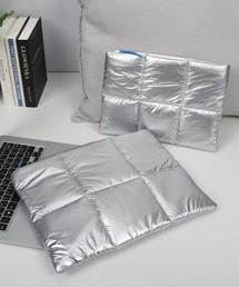 MAISON SELECT（メゾンセレクト）の「2C30-KR メタリック パデッドキルティング ノートPCケース（PC・タブレットケース）」