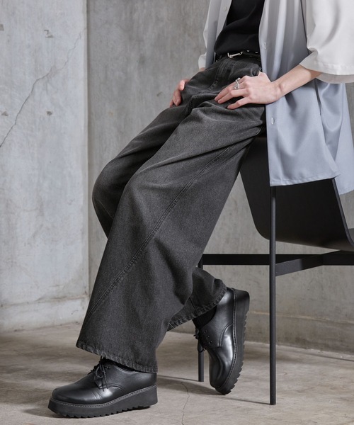 SERACE（セラス）の「【SERACE】Vintage like wide curve denim pants / ヴィンテージライクワイドカーブデニムパンツ（デニムパンツ・メンズ・サックスブルー/ブラック/インディゴブルー・L/M/S）」の5枚目の写真