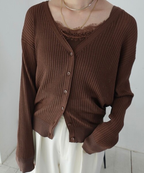 EMMA　ROUGE VIF（エマルージュヴィフ）の「【一部店舗限定】レースキャミ付きニットアンサンブル/カーディガン/２点セット/手洗い可能（ニット/セーター・レディース・ブラウン/アイボリー/ブラック・フリー）」の11枚目の写真