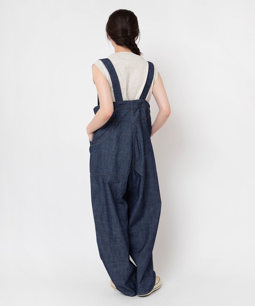 URCH RNA(アーチ アールエヌエー)の「O0754 サスペンダーカンガルーパンツ(サロペット/オーバーオール・レディース・ワンウォッシュ/ライトインディゴブルー・FREE)」の12枚目の写真