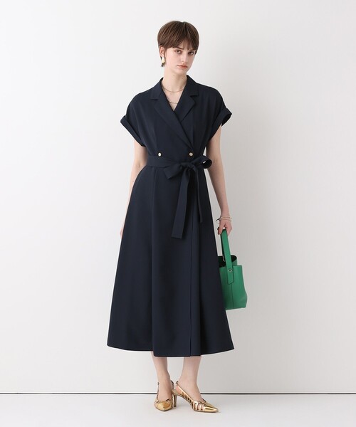 allureville（アルアバイル）の「フレンチスリーブラップワンピース（ワンピース・レディース・ネイビー/グレイッシュベージュ・2/1）」の6枚目の写真