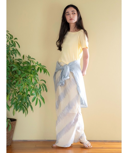 Ungrid（アングリッド）の「シアーオフショルTee（Tシャツ/カットソー・レディース・ブラウン/イエロー/ブルー/オフホワイト・FREE）」の9枚目の写真