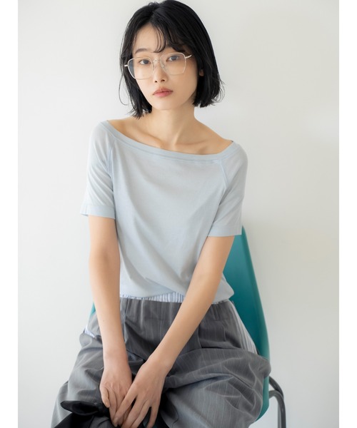 Ungrid（アングリッド）の「シアーオフショルTee（Tシャツ/カットソー・レディース・ブラウン/イエロー/ブルー/オフホワイト・FREE）」の14枚目の写真