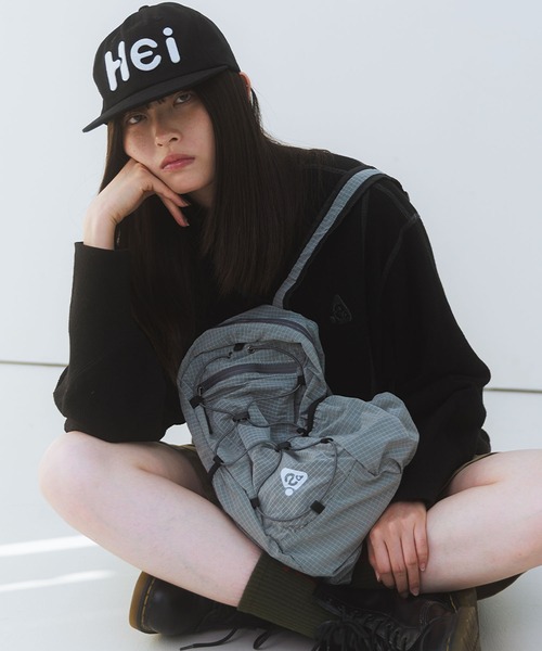 HEISAN(ハイサン)の「◇HEISAN◇ブランド直輸入正規品//折りたためる/パッカブル超軽量 コンパクト ポケット バッグ V2 ナイロン ULTRA-LIGHT COMPACT POCKET BAG V2 NYLON(バックパック/リュック・レディース・ブルー/グレー/パープル/ピンク・FREE)」の13枚目の写真