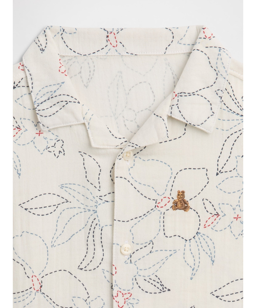 GAP(ギャップ)の「Babygap ブラナンベア ガーゼ バケーションシャツ(シャツ/ブラウス・キッズ・オフホワイト・80cm/90cm/95cm/100cm/110cm/70cm/105cm)」の2枚目の写真