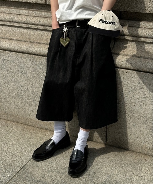 kutir(クティール)の「PANEL DESIGN RIGID BAGGY DENIM JORTS/切り替えデザインリジットバギーデニムジョーツ(デニムパンツ・メンズ・ブラック/インディゴブルー・LARGE/MEDIUM/SMALL)」の12枚目の写真