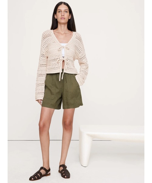 Banana Republic(バナナリパブリック)の「コットン クロシェ タイフロント カーディガン(カーディガン/ボレロ・レディース・ベージュ/ネイビー・XS/S/M/L)」の4枚目の写真