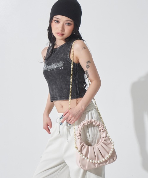 ANAP(アナップ)の「パール付 ハーフムーン バッグ(ショルダーバッグ・レディース・ピンク/ホワイト/ブルー/ブラック/イエロー・F)」の7枚目の写真