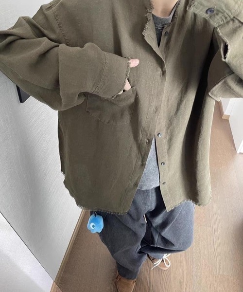 Ritzy(リッツィー)の「ノーカラーデザイン フリンジ加工 リネンシャツ(シャツ/ブラウス・メンズ・グリーン/ベージュ・L/M)」の18枚目の写真