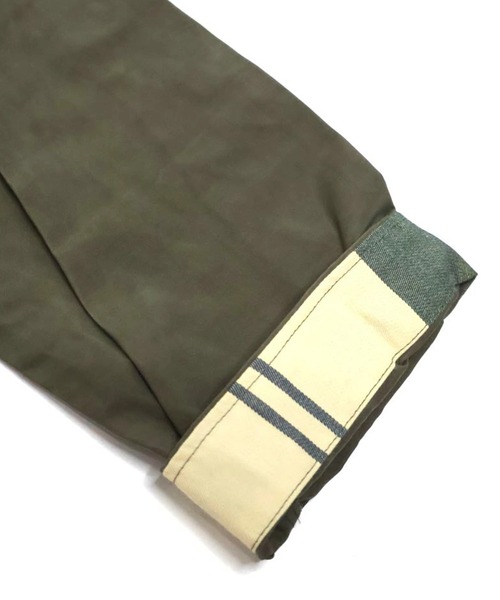 Barbour(バブアー)の「Barbour/バブアー MEDLAND SHOWERPROOF JACKET メドランド シャワープルーフ ジャケット 2026年 夏 夏服 秋服(ブルゾン・レディース・クリーム/オリーブ・8/10/12)」の7枚目の写真