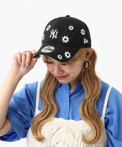 LEPSIM(レプシィム)の「《ゆきは企画》【NEW ERA】フラワー刺繍キャップ 661009(キャップ・レディース・レッド/ベージュ/ブラック・ONE SIZE)」の19枚目の写真