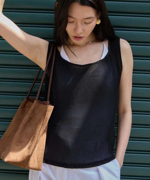 kiehtova(キエトヴァ)の「【kiehtova】SOFT PLEATS SHEER TANK/ソフトプリーツシアータンク(タンクトップ・レディース・ブラック/ライトブルー/スモークピンク/ライトピンク・FREE)」の5枚目の写真