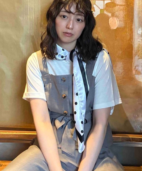 AS KNOW AS plus(アズノゥアズプラス)の「アソートデザイン 大判スカーフ 90×90(バンダナ/スカーフ・レディース・ホワイト系/ブラック系/ベージュ・FREE)」の14枚目の写真