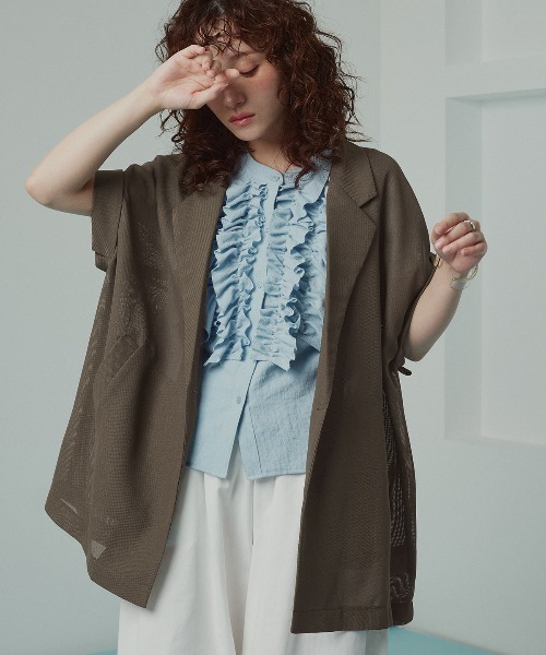 W:Huku(フーク)の「エアリーメッシュテーラードジャケット / Airy Mesh Tailored Jacket(テーラードジャケット・レディース・ブラック/ブラウン/ベージュ・FREE)」の2枚目の写真