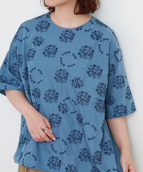 Emago(イマゴ)の「EMAGO 花ドット刺繍ブラウス(シャツ/ブラウス・レディース・ホワイト・FREE)」の15枚目の写真