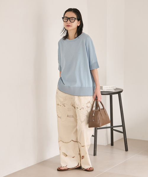 JOURNAL STANDARD(ジャーナルスタンダード)の「《追加2》【UVカット/洗える/接触冷感】WASHABLE COOL UV ドルマンプルオーバー(ニット/セーター・レディース・ブラック/アイボリー/サックスブルー・FREE)」の6枚目の写真