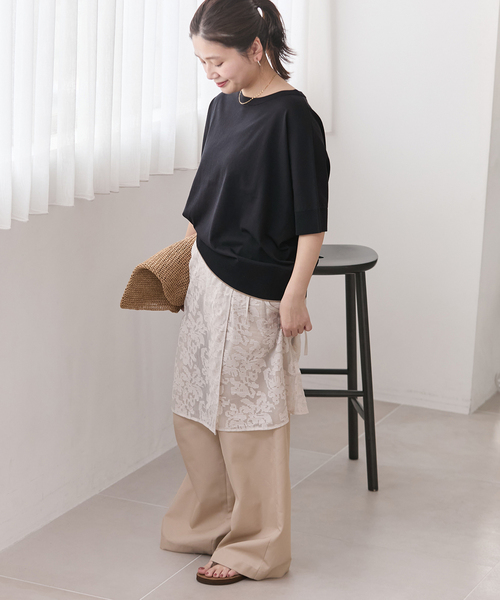 JOURNAL STANDARD(ジャーナルスタンダード)の「《追加2》【UVカット/洗える/接触冷感】WASHABLE COOL UV ドルマンプルオーバー(ニット/セーター・レディース・ブラック/アイボリー/サックスブルー・FREE)」の17枚目の写真