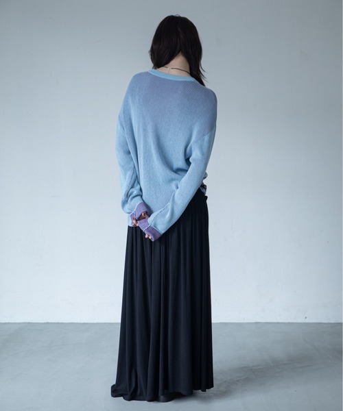 VACANCY(ヴァカンシー)の「プレーティング配色リブトップス/ユニセックス/新色追加(Tシャツ/カットソー・レディース・ブラック/グリーン/カーキ/ダークグリーン/ブルー/ダークブルー/パープル/イエロー/ボルドー/オレンジ・FREE)」の22枚目の写真