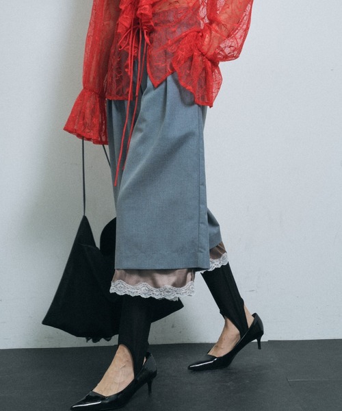 yae(ヤエ)の「Petticoat layered pants / ペチコートレイヤードハーフパンツ(その他パンツ・レディース・ライトグレー/ネイビー・36/38)」の19枚目の写真