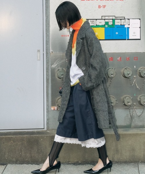 yae(ヤエ)の「Petticoat layered pants / ペチコートレイヤードハーフパンツ(その他パンツ・レディース・ライトグレー/ネイビー・36/38)」の6枚目の写真