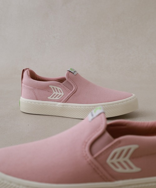 CARIUMA(カリウマ)の「SLIP-ON Canvas Logo スリッポン キャンバス ロゴ(スニーカー・メンズ・ブラック/ピンク・US-6/US-7/US8/US8.5/US-7h)」の6枚目の写真