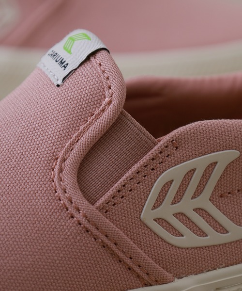 CARIUMA(カリウマ)の「SLIP-ON Canvas Logo スリッポン キャンバス ロゴ(スニーカー・メンズ・ブラック/ピンク・US-6/US-7/US8/US8.5/US-7h)」の8枚目の写真