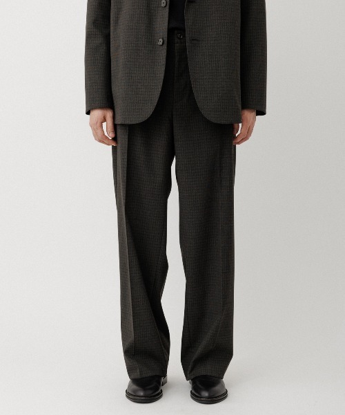 ADAM ET ROPE'(アダムエロペ)の「DELEGANT ストレートスラックス(スラックス・メンズ・ダークブラウン/ブラック/カーキ・S/M/L)」の3枚目の写真