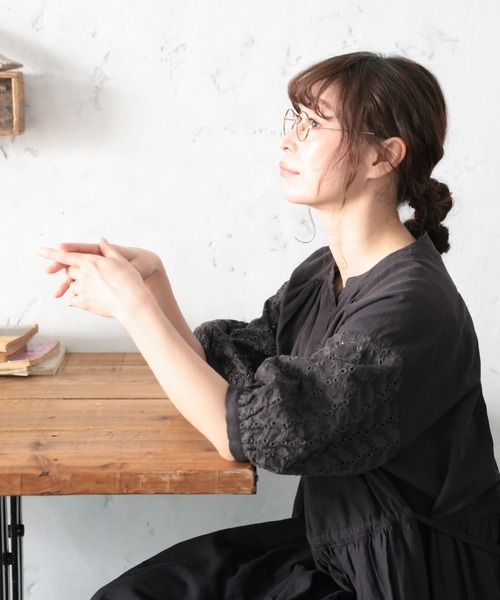 soulberry(ソウルベリー)の「袖にアイレット刺繍のワンピース(ワンピース・レディース・チャコールグレー・M/L/LL/3L/4L/5L)」の22枚目の写真