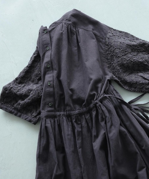 soulberry(ソウルベリー)の「袖にアイレット刺繍のワンピース(ワンピース・レディース・チャコールグレー・M/L/LL/3L/4L/5L)」の19枚目の写真