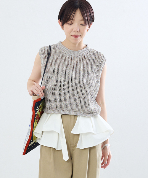 IENA(イエナ)の「ラメリリーニットベスト(ベスト・レディース・シルバー/チャコールグレー・FREE)」の21枚目の写真
