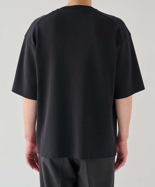 PUBLIC TOKYO（パブリックトウキョウ）の「【P.T】アイスコットンニットTシャツ /接触冷感/半袖//夏服/ウォッシャブル/ストレッチ（ニット/セーター・メンズ・ダークグレー/ダークネイビー・M/S）」の4枚目の写真
