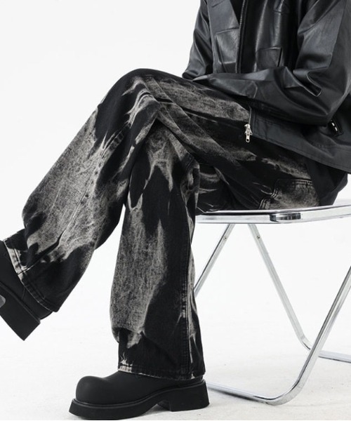 DOUBLE STEAL(ダブルスティール)の「DSブリーチウォッシュワイドデニム(デニムパンツ・メンズ・ブラック・X-LARGE/LARGE/MEDIUM/SMALL)」の5枚目の写真