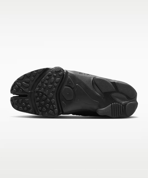 NIKE(ナイキ)の「NIKE/ ナイキ AIR RIFT(スニーカー・メンズ・ブラック・26cm/27cm/28cm)」の4枚目の写真