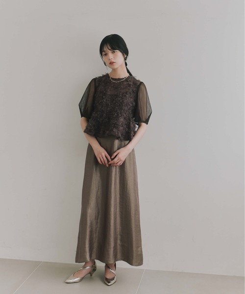 kaene(カエン)の「フラワーペタルレイヤードドレス【結婚式 二次会 同窓会 成人式 パーティードレス】(ドレス・レディース・ダークブラウン・S/M)」の3枚目の写真