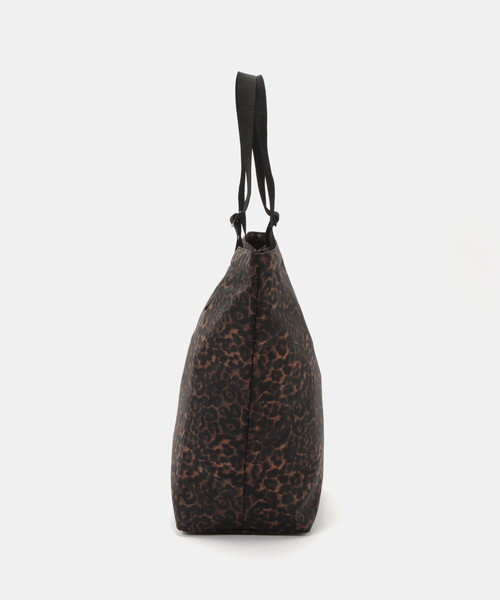 JOURNAL STANDARD relume(ジャーナルスタンダード レリューム)の「《WEB・一部店舗限定》【BAGS IN PROGRESS】 Mrket tote(トートバッグ・レディース・ブラウン・FREE)」の3枚目の写真